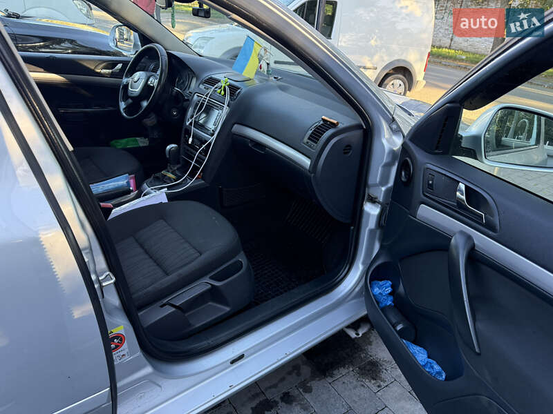 Универсал Skoda Octavia 2008 в Ровно