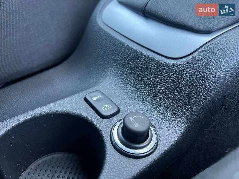 Універсал Skoda Octavia 2010 в Полтаві