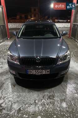 Универсал Skoda Octavia 2009 в Львове