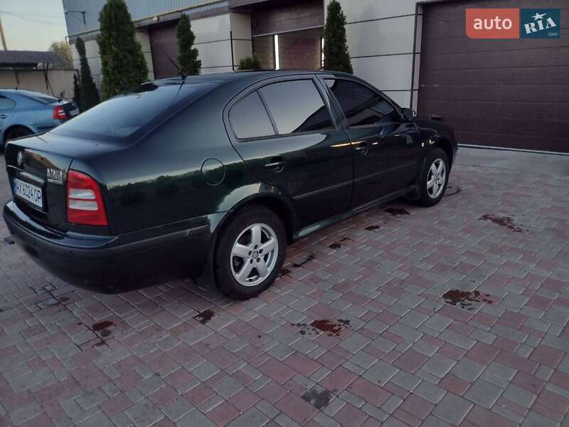 Лифтбек Skoda Octavia 2005 в Павлограде