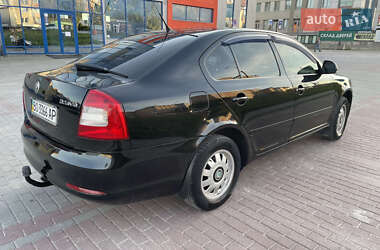 Ліфтбек Skoda Octavia 2010 в  фото 6 Ліфтбек Skoda Octavia 2010 в