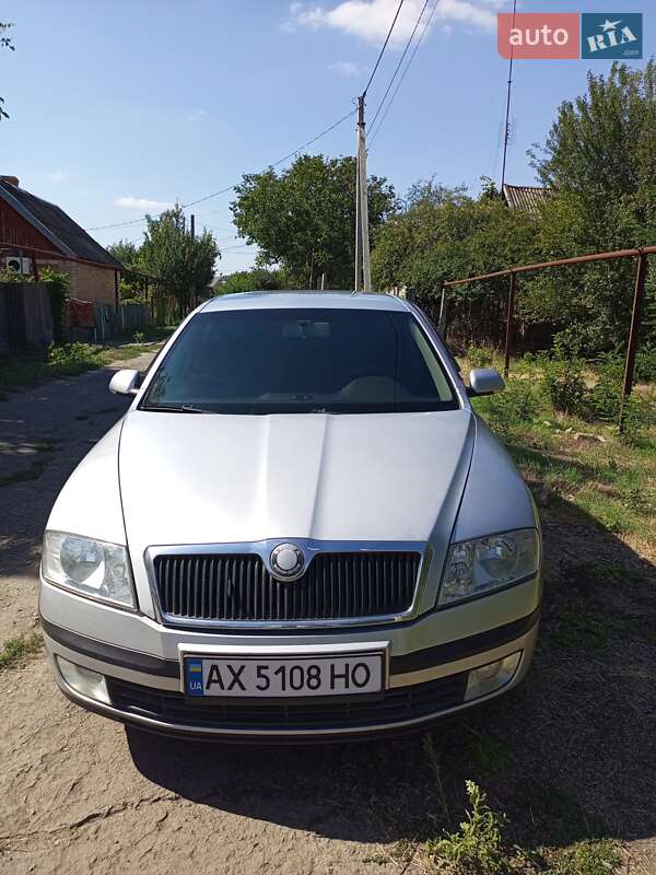 Лифтбек Skoda Octavia 2008 в 