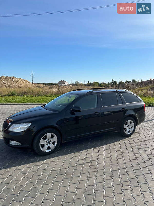 Универсал Skoda Octavia 2011 в Луцке
