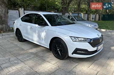 Лифтбек Skoda Octavia 2023 в Львове