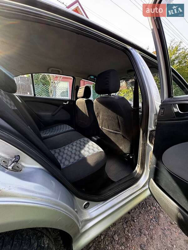 Універсал Skoda Octavia 2008 в Рівному