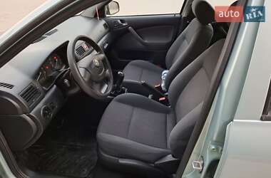 Лифтбек Skoda Octavia 2010 в 