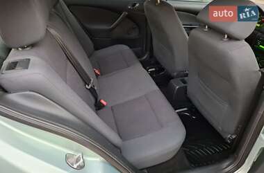 Лифтбек Skoda Octavia 2010 в 