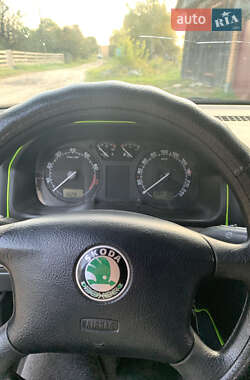Універсал Skoda Octavia 2001 в  фото 11 Універсал Skoda Octavia 2001 в