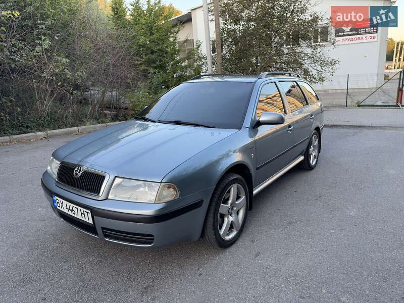 Универсал Skoda Octavia 2002 в 