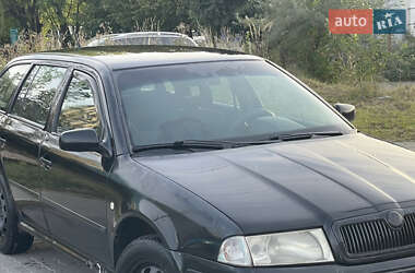 Универсал Skoda Octavia 2003 в 