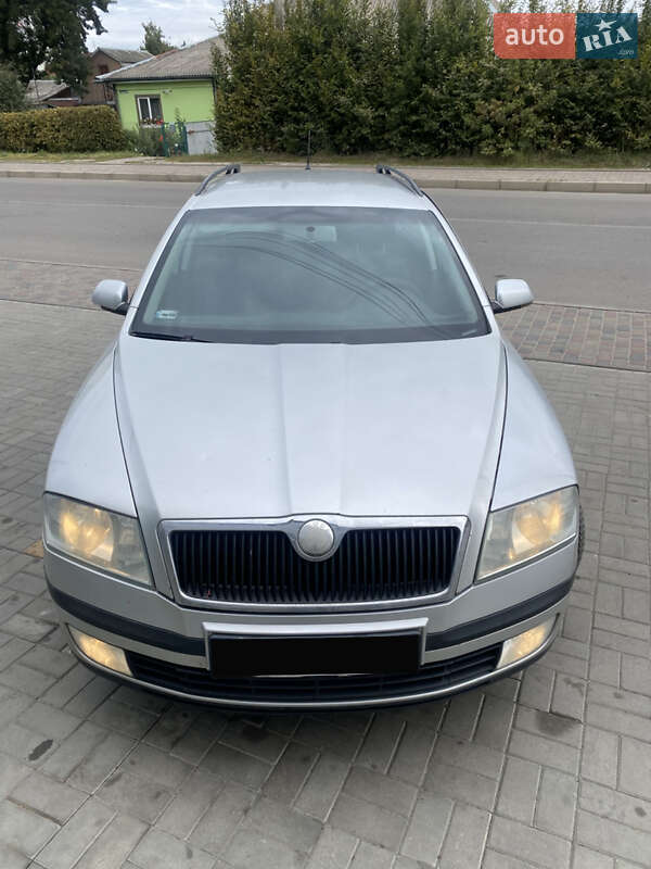 Универсал Skoda Octavia 2006 в Костополе