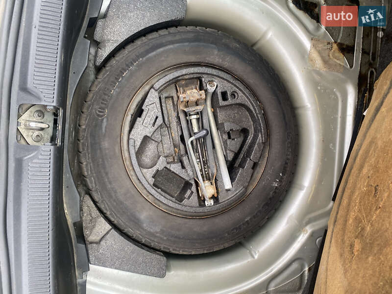 Универсал Skoda Octavia 2006 в Костополе
