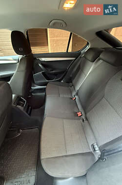 Лифтбек Skoda Octavia 2014 в 
