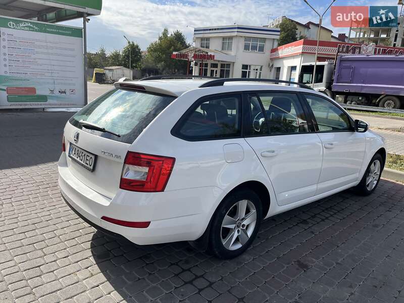 Універсал Skoda Octavia 2017 в Івано-Франківську