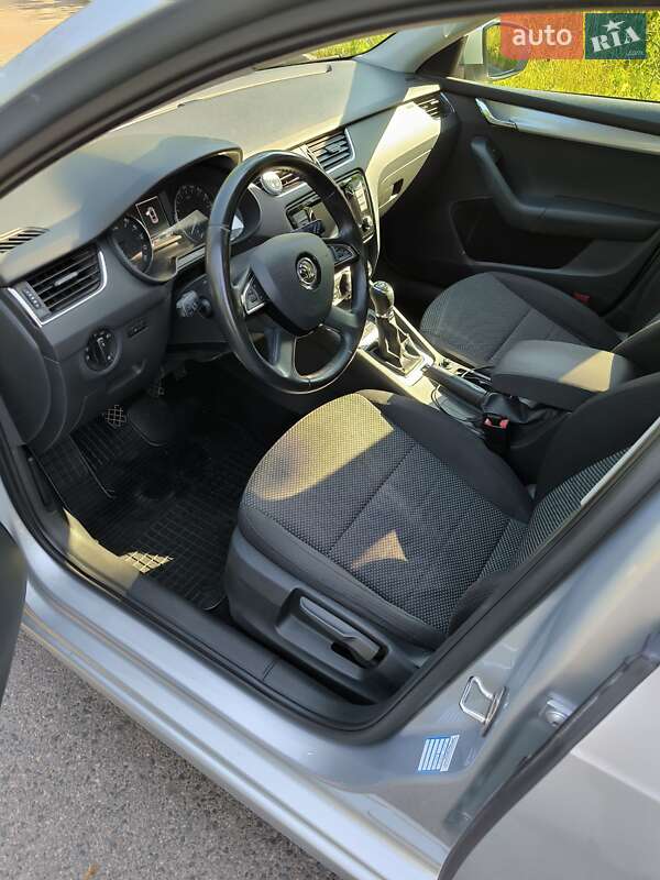 Лифтбек Skoda Octavia 2013 в Черкассах