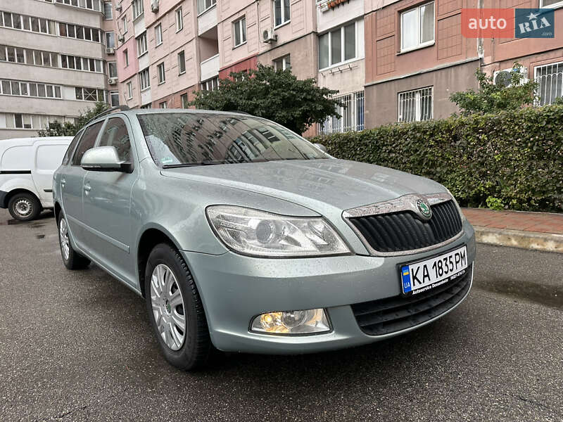 Универсал Skoda Octavia 2009 в Киеве