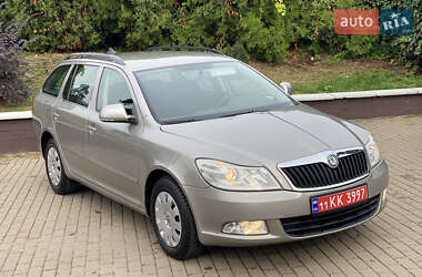 Универсал Skoda Octavia 2009 в Киеве
