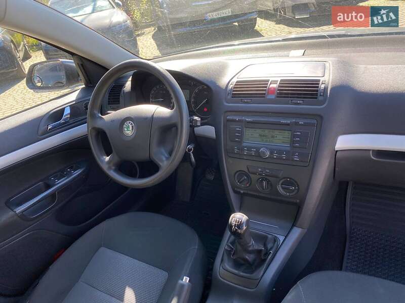 Лифтбек Skoda Octavia 2006 в Львове