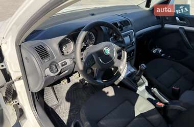Лифтбек Skoda Octavia 2011 в 