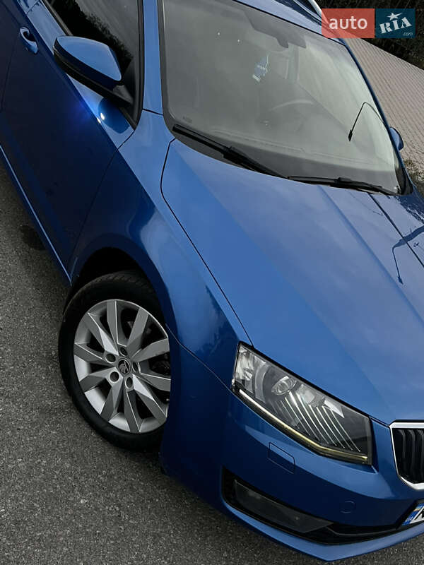 Універсал Skoda Octavia 2014 в Запоріжжі