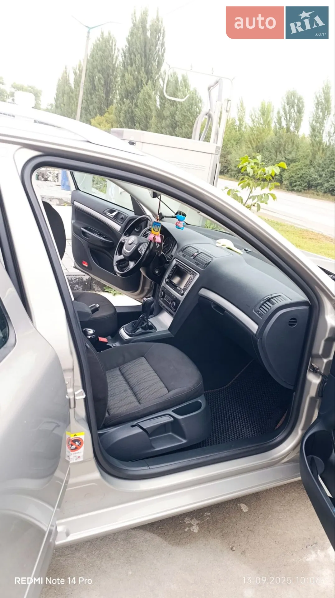 Skoda Octavia 2011 VIN TMBGT61Z7B2119158 фото оголошення 37 з 48