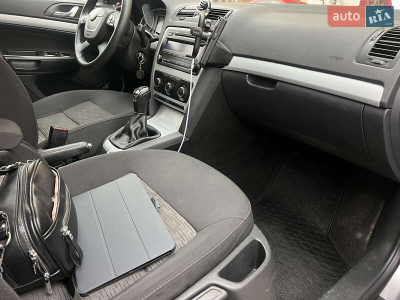 Універсал Skoda Octavia 2010 в Києві