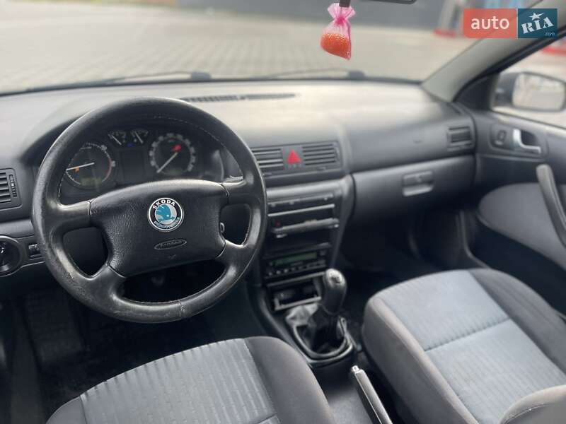 Лифтбек Skoda Octavia 2005 в Полтаве