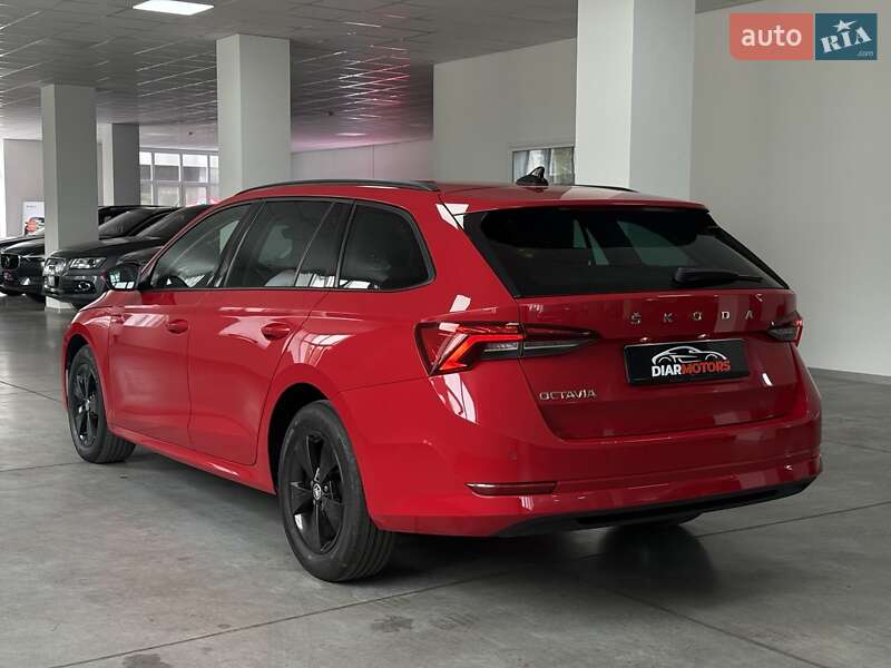 Универсал Skoda Octavia 2021 в Полтаве