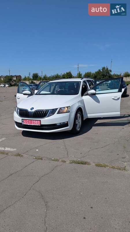 Универсал Skoda Octavia 2018 в Ровно