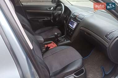 Ліфтбек Skoda Octavia 2004 в  фото 5 Ліфтбек Skoda Octavia 2004 в