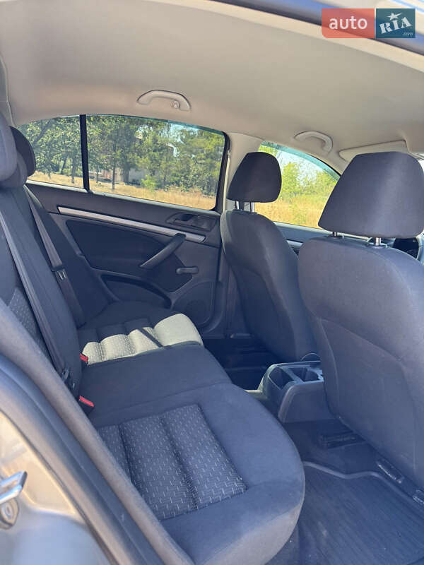 Лифтбек Skoda Octavia 2011 в Кривом Роге фото 13 Лифтбек Skoda Octavia 2011 в Кривом Роге