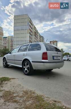 Универсал Skoda Octavia 2001 в 
