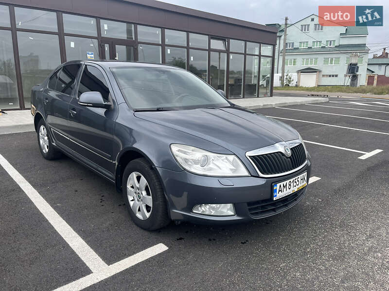 Лифтбек Skoda Octavia 2010 в Житомире