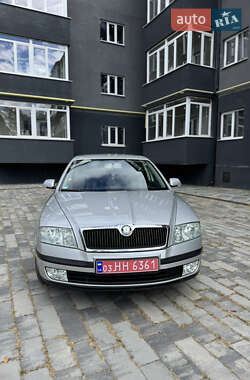 Лифтбек Skoda Octavia 2006 в 