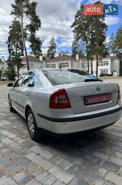 Лифтбек Skoda Octavia 2006 в 