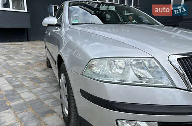 Лифтбек Skoda Octavia 2006 в 