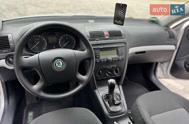 Лифтбек Skoda Octavia 2006 в 