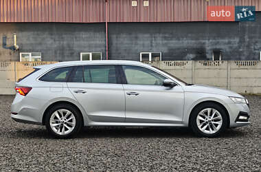 Универсал Skoda Octavia 2021 в 