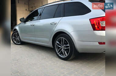 Универсал Skoda Octavia 2015 в 