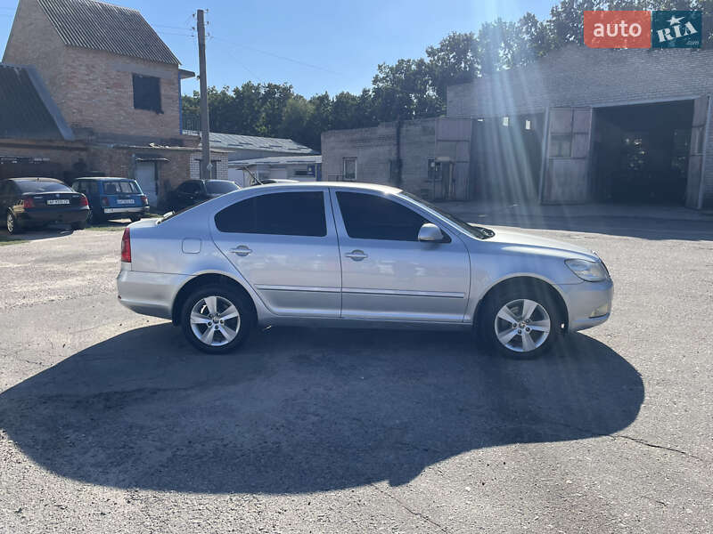 Лифтбек Skoda Octavia 2012 в Запорожье