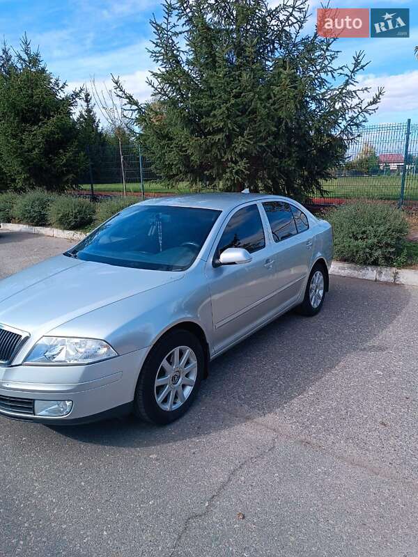 Лифтбек Skoda Octavia 2006 в Александрие