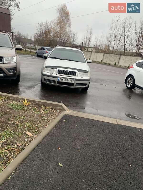 Універсал Skoda Octavia 2004 в Коростені