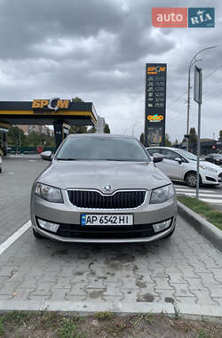 Універсал Skoda Octavia 2013 в Вишгороді