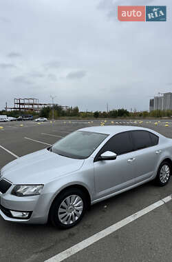 Лифтбек Skoda Octavia 2015 в 