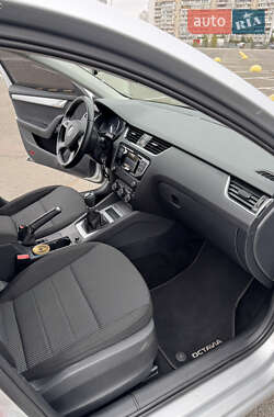 Лифтбек Skoda Octavia 2015 в 