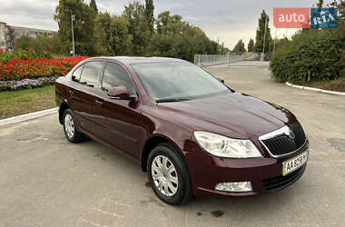 Лифтбек Skoda Octavia 2012 в 