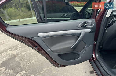 Лифтбек Skoda Octavia 2012 в 