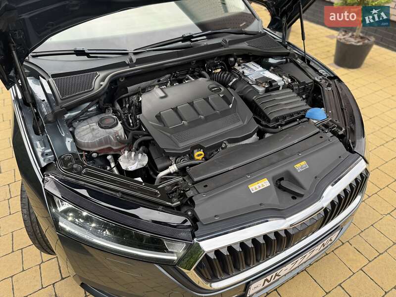 Универсал Skoda Octavia 2021 в Радивилове