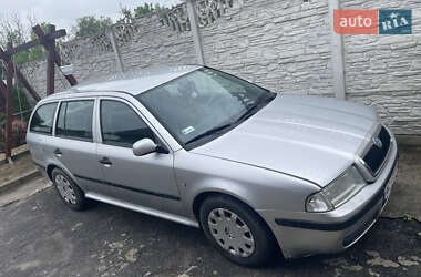 Универсал Skoda Octavia 1999 в Луцке