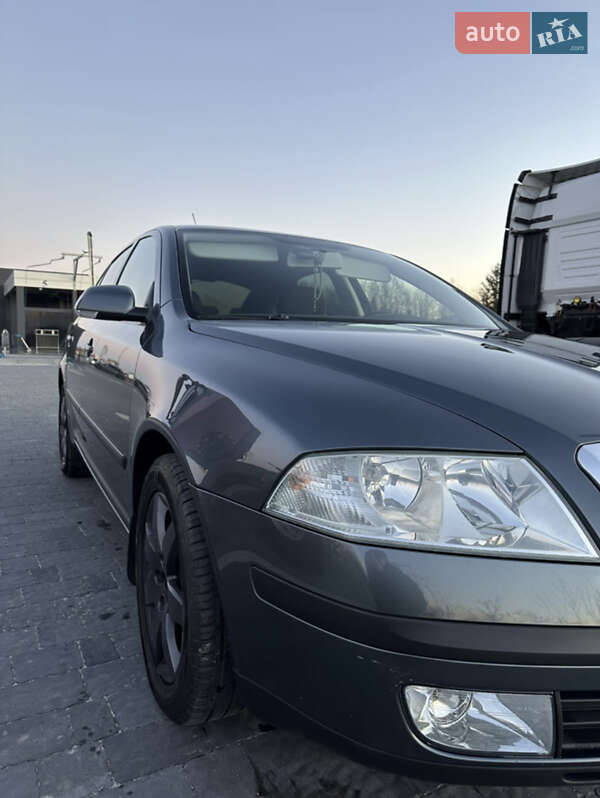 Лифтбек Skoda Octavia 2006 в Южноукраинске